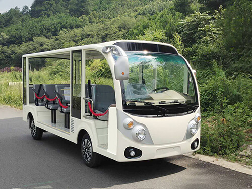 電動(dòng)<a href=http://m.lannanhai.cn/tags/guanguangche/ target=_blank class=infotextkey>觀光車</a>哪家廠家賣的便宜