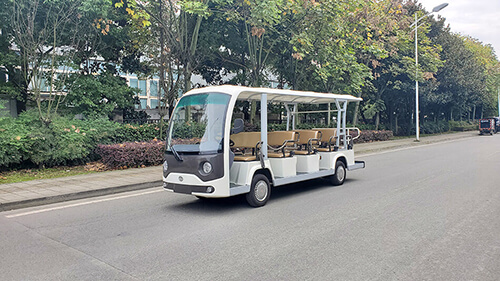 電動(dòng)<a href=http://m.lannanhai.cn/tags/guanguangche/ target=_blank class=infotextkey>觀(guān)光車(chē)</a>駕駛員報(bào)名表
