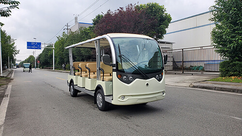 電動(dòng)<a href=http://m.lannanhai.cn/tags/guanguangche/ target=_blank class=infotextkey>觀光車</a>管理規(guī)定